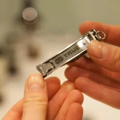 True Utility Nailclip Kit -Expe Camping Magasin coupe ongles true utility nailclip kit 02