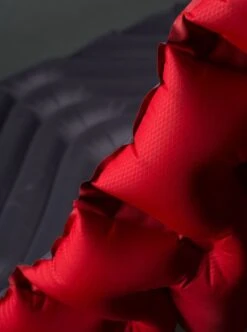 Matelas Klymit Insulated Static V Luxe -Expe Camping Magasin matelas gonflable klymit static v luxe insulated 02