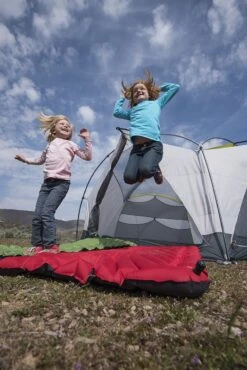 Matelas Klymit Insulated Static V Luxe -Expe Camping Magasin matelas gonflable klymit static v luxe insulated 08